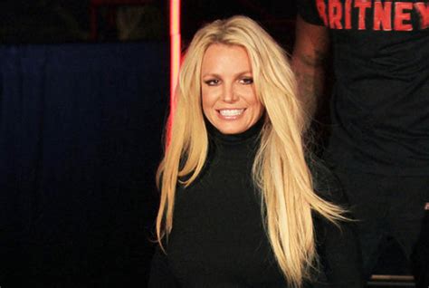 Britney Spears Topless Et En Petite Culotte Plus Sexy Et Libre Que