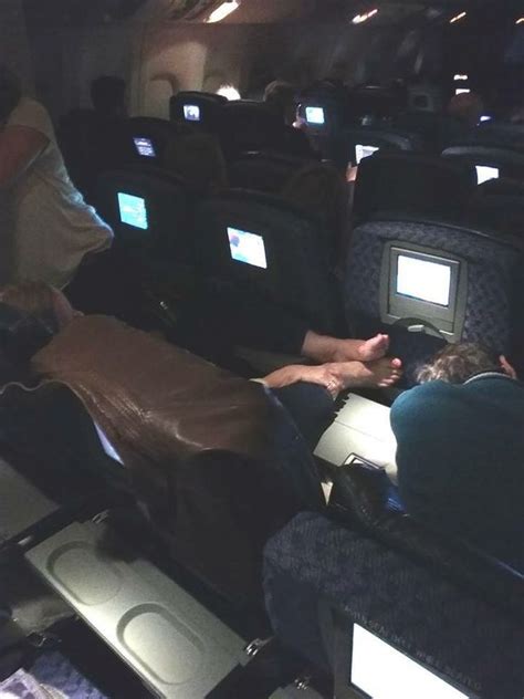 Angry Plane Passengers Are Shaming People On Their Flights For Rude
