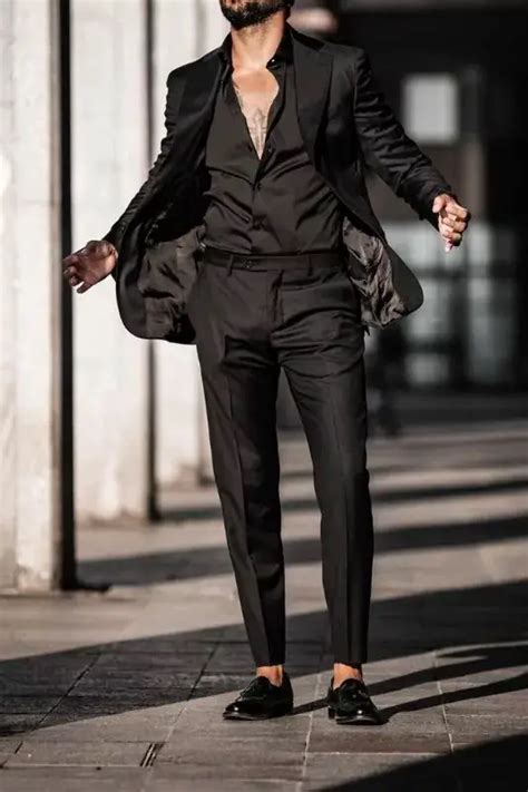 20 Different And Distinctive All Black Mens Outfit Ideas Tiptopgents