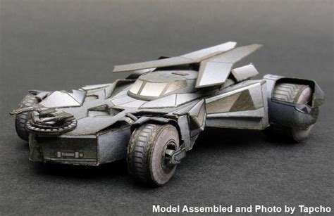 Papermau Batman 2016`s Batmobile Paper Model By Dave Winfield