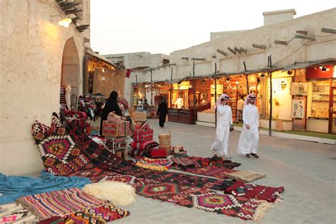 افضل انشطة عند زيارتك إلى سوق واقف قطر سفاري