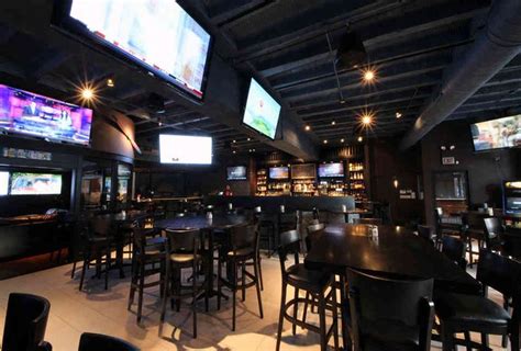 An Arena Sized Sports Bar Sports Bar Decor Bar Design Restaurant