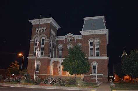 Archivo Montgomery County Courthouse Hillsboro