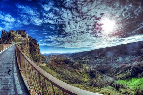 Discovering Civita Di Bagnoregio The Dying City In Italy