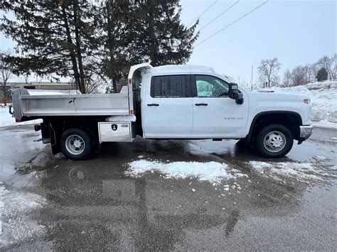 New 2024 Chevrolet Silverado 3500 Hd Chassis Cab Work Truck Crew Cab In