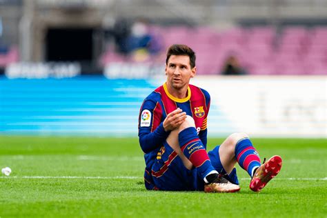 Lionel Messi Leaves Barcelona Live Updates Breaking News As Psg