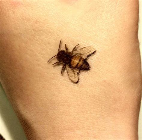 Minimalist Cute Bee Tattoo Wiki Tattoo
