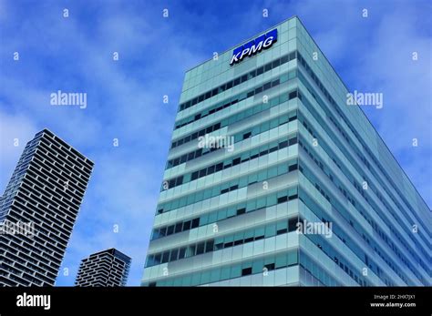 Kpmg Headquarter In Toronto Canada Stock Photo Alamy