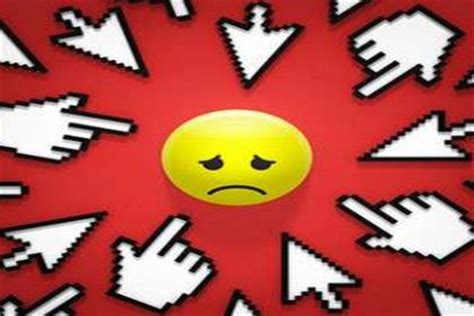 La prima giornata internazionale contro l'omofobia, la lesbofobia, la bifobia e quest'anno, inoltre, la giornata ricopre un significato ulteriore per il paese, essendo approdato al senato il disegno di legge. Bullismo e Cyberbullismo | NoBullismo