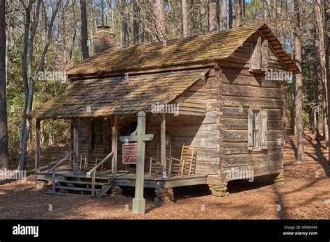 Vintage Pioneer Log Cabin Built In The 1830s On Display In Calloway