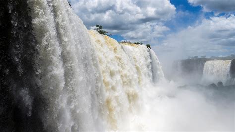 3840x2160 Nature Landscape Waterfall River Iguazu Falls Wallpaper 