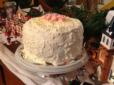 Does anyone have paula deen's new christmas cookbook? Nourishment for Ladies: Christmas Cakes