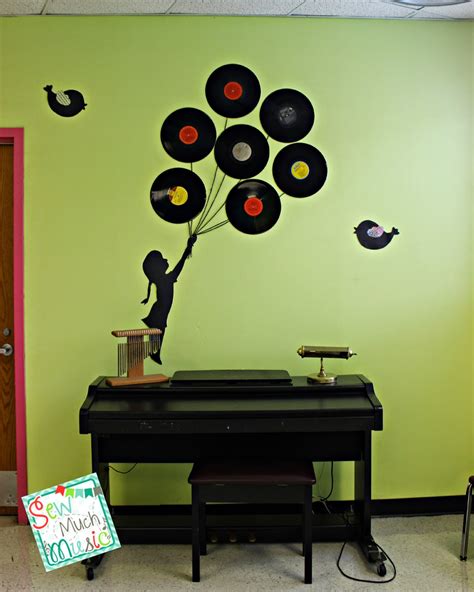 10 Great Examples Of Music Classroom Decor Mrs Miracles Music Room