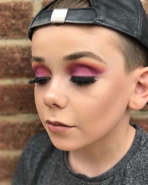 Boys Makeup Bloggers And Influencers