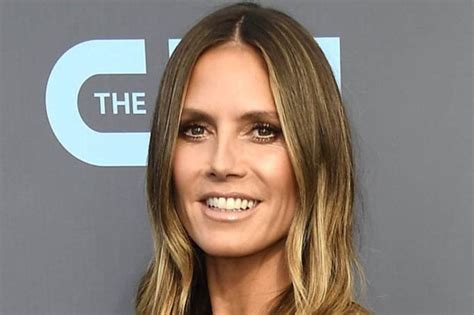 Heidi Klum 44 Risks Intimate Flash In Sizzling Slashed Nude Gown