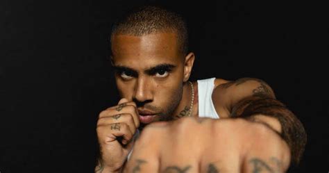 Rapper Vic Mensa Gives Away 10000 Worth Of Gas To Help Chicago Community