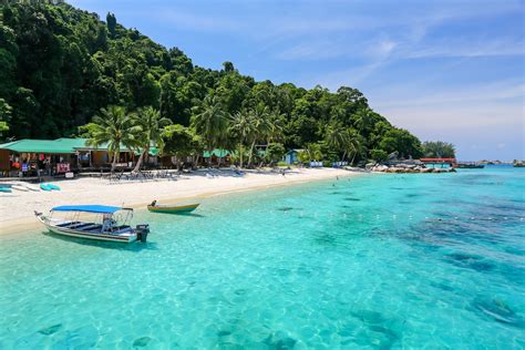 Perhentian island cocohut long beach resort. The Ultimate Perhentian Islands Backpacker Travel Guide 2019