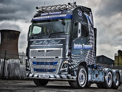 Download Wallpaper Volvo Truck Volvo Fh16 6×4 Section Trucks In