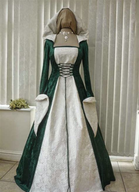 Traditional Celtic Wedding Dresses