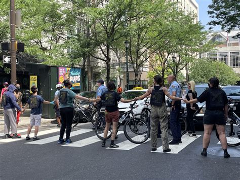 Arrests made at Moms for Liberty counter protests - Philadelphia Gay News