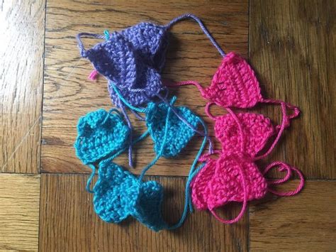 Ice cream cone pattern supplies 3.5mm crochet hook (i used the furls birdseye pink hook Crochet Ice Cream Cone Garland | Hometalk