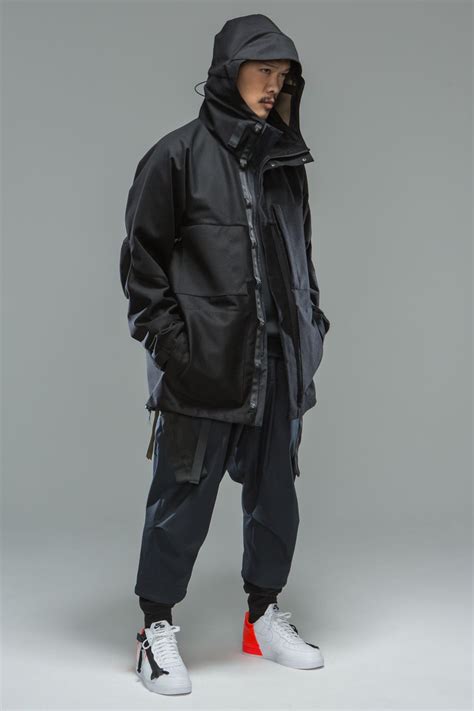 Caveat emptor though, the sizes can be pretty off. Acronym J54-LP - 3L Wool Doeskin Parka | Cyberpunk clothes ...