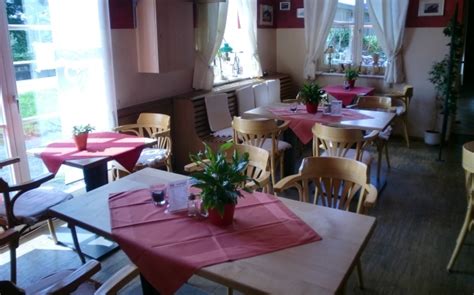 Nievenheim gehört zu dormagen, norf und rosellen zu neuss. Restaurant Alter Bahnhof Nievenheim Dormagen Biergärten ...