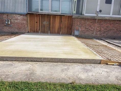 Concrete and foundation problems on your property aren't something you can just ignore. Raised concrete landing foundation - A&A Ashton ...