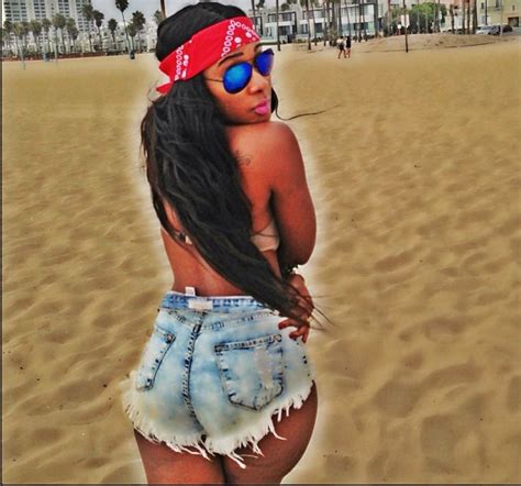 Welcome To Chikeade S Blog Actress Daniella Okeke Shows Off Her Beach Body