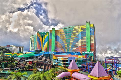 First world hotel is situated at the heart of resorts world genting, giving guests easy access to key locations such as the first world plaza. First World Hotel - Genting Highlands HDR | First World ...