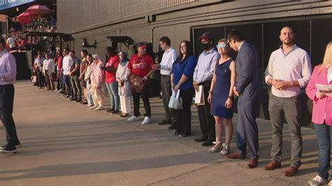 More Than 2 Dozen People Became Us Citizens During At Busch Stadium