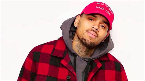 Learn how to pop and lock. Chris Brown Body Measurements Height Weight Sizes Stats