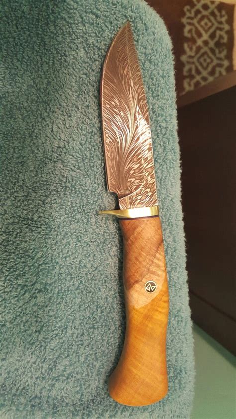 Custom Feather Damascus Hunting Knife By Nine Finger Knives Darren