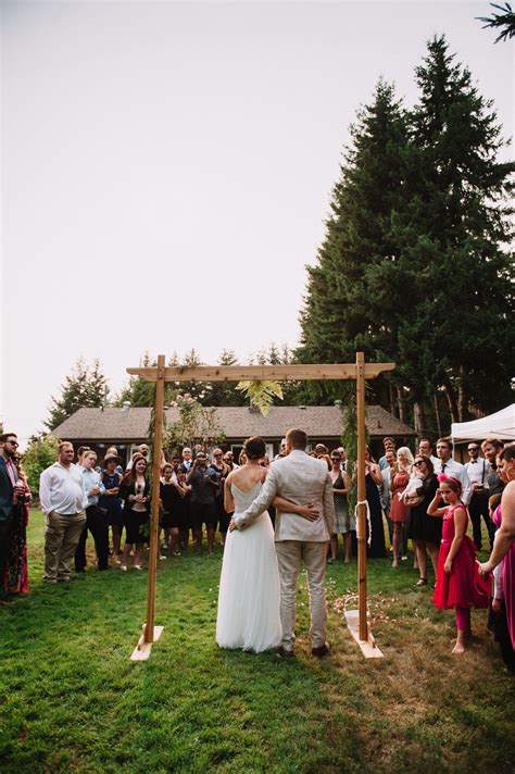 There are a few things to keep in mind when planning a timeline for a backyard wedding. We DIY'd our backyard wedding: what we learned | Diy ...