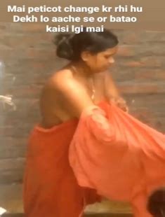 Married Bhabhi Bathing Secretly Captured By Neighbor Des Bp