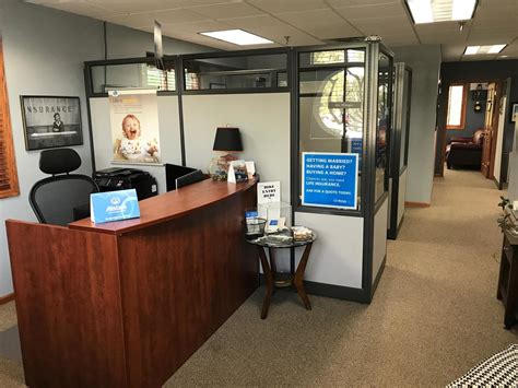 You're in good hands with allstate. Allstate | Car Insurance in Burnsville, MN - The LeVon Group