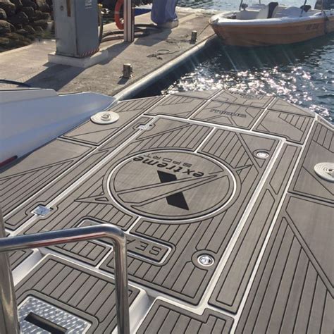 Anti Slip Durable Non Toxic Custom Boat Yacht Flooring Material Marine
