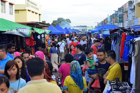 Jadual waktu solat johor bahru waktu solat adalah peruntukan tempoh atau selang masa tertentu bagi masyarakat muslim menjalani syariat solat sama ada fardhu ataupun sunat. Friday Pasar Malam Johor Bahru Puteri Wangsa JK1332 |Johor ...