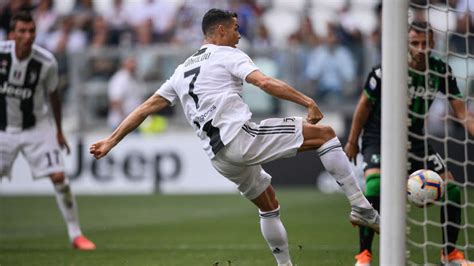 Cristiano Ronaldo Así Fue Su Primer Gol Con La Juventus En La Serie A