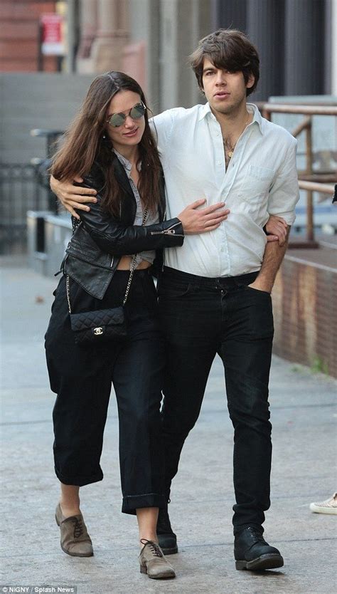Keira Knightley And Husband James Righton Kiss While Out In Manhattan Keira Knightley