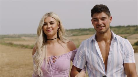 Is Love Islands Belle Hassan Friends With Dani Dyer Metro News