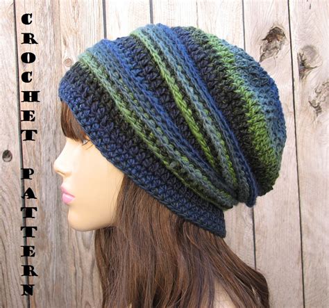 These crochet patterns are great for holiday season and photography props. CROCHET PATTERN!!! Crochet Hat - Slouchy Hat, Crochet ...
