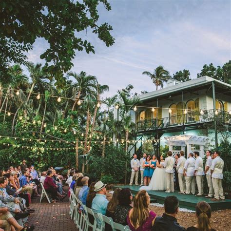 Sunset Wedding At Hemingway Home In Key West Key West Wedding Venue Key West Wedding Key