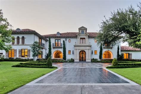 Tour This Italian Renaissance Style Mansion In Dallas Texas By Renowned Architect Lloyd Lumpkins
