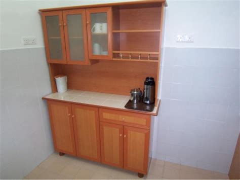 Rumah cantik, dapur juga harus cantik. Cik Puan Mimi: Almari Dapur + Little Reader