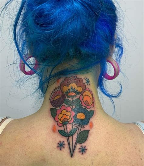 16 Beautiful And Meaningful Tattoos On The Back Of Your Neck For You