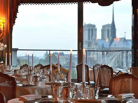 10 Romantic Restaurants In Paris For The Perfect Date