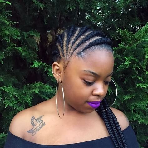 These parallel ghana braids look create both a neat and stylish look and are perfect for those with or without mambo twist hair extensions is an excellent brand for both women and kids' braids. Ghana Braids or Banana cornrows: ideas of African hairstyles - Afroculture.net