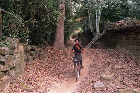 Complete Guide To Cambodia Trekking Tripfuser Travel Blog Hand