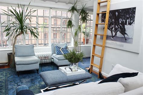And to decorate your living room on a budget, try arranging plants around the room, or accessorizing with a chunky throw blanket. 30 Small Living Room Decorating & Design Ideas - How to ...